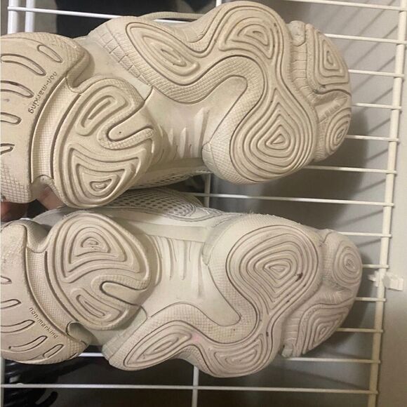 Yeezy 500 in Blush size 7 woman’s 8.5 Yeezy 350 - Picture 4 of 4